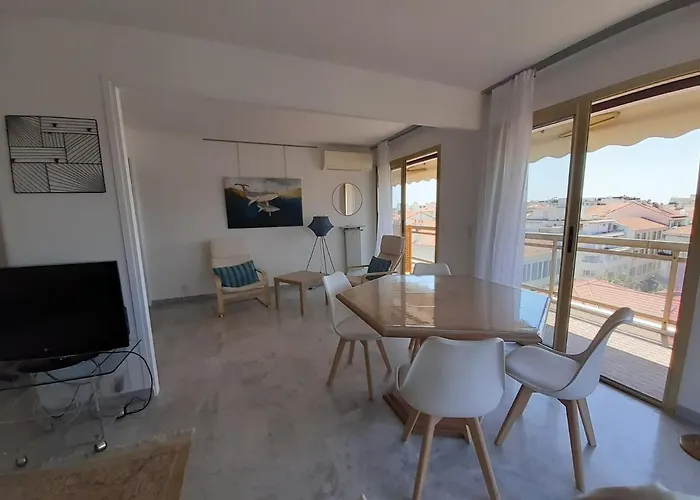 Le Republique Cannes